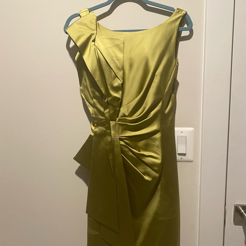 Karen Millen Key Lime Wedding Guest Dress Satin like size 2